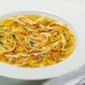 Rindsuppe mit hausgemachten Frittaten